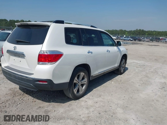 2012 Toyota Highlander Limited with VIN 5TDYK3EH6CS067765, listed as a IAAI auction lot 42269783 with Not provided miles and . Bid and sale history available at DreamBid. Image 4.