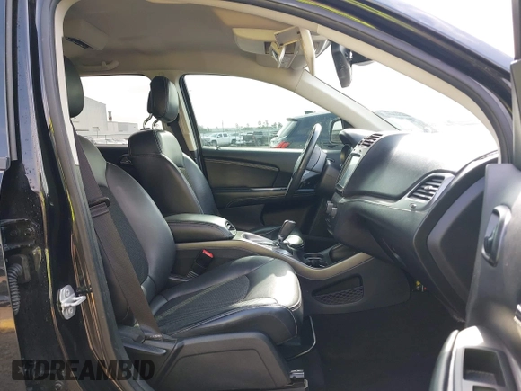 2019 Dodge Journey Crossroad with VIN 3C4PDCGG9KT717655, listed as a IAAI auction lot 41939719 with 114,554 mi miles and . Bid and sale history available at DreamBid. Image 5.