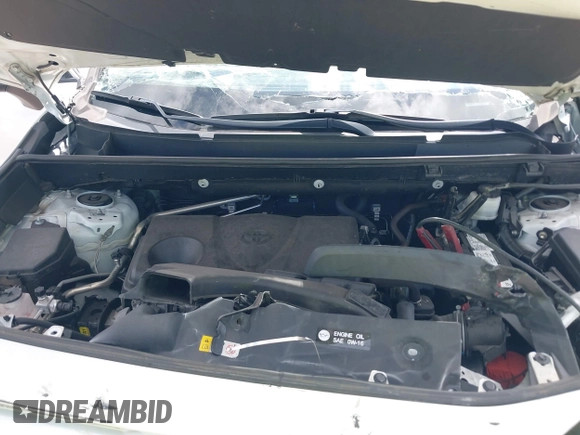2021 Toyota RAV4 LE z VIN 2T3H1RFV8MW182801, wystawiony jako IAAI lot #42519435 z przebiegiem 44 932 mil mil oraz . Historia ofert i sprzedaży dostępna na DreamBid. Obrazek 10.