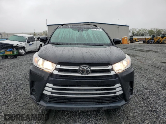 2017 Toyota Highlander LE z VIN 5TDBZRFH4HS436049, wystawiony jako Copart lot #51210145 z przebiegiem 109 492 mil mil oraz Szkoda całkowita • Salvage title. Historia ofert i sprzedaży dostępna na DreamBid. Obrazek 5.