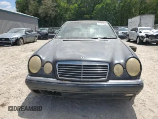 1996 Mercedes-Benz E 320 with VIN WDBJF55F5TJ003597, listed as a Copart auction lot 55982925 with Not Provided miles and Clean Title. Bid and sale history available at DreamBid. Image 5.
