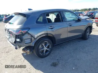 2025 Honda HR-V EX-L z VIN 3CZRZ1H72SM700908, wystawiony jako IAAI lot #41172857 z przebiegiem 6229 mil mil oraz . Historia ofert i sprzedaży dostępna na DreamBid. Obrazek 4.