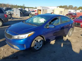 2017 Kia Forte LX with VIN 3KPFK4A70HE082581, listed as a IAAI auction lot 41360472 with NaN miles. Bid and sale history available at carsss.com. Image 17.