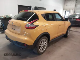 2015 Nissan Juke SV with VIN JN8AF5MR6FT509241, listed as a IAAI auction lot 41580123 with 92,743 mi miles. Bid and sale history available at carsss.com. Image 4.