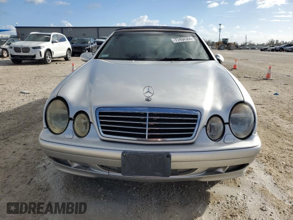 2003 Mercedes-Benz CLK 320 with VIN WDBLK65GX3T137352, listed as a Copart auction lot 77494384 with Not Provided miles and Non Repairable. Bid and sale history available at DreamBid. Image 5.