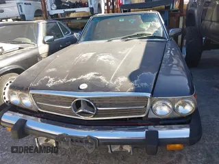 1989 Mercedes-Benz 560 with VIN WDBBA48D9KA093505, listed as a IAAI auction lot 41440397 with 172,575 mi miles. Bid and sale history available at carsss.com. Image 11.