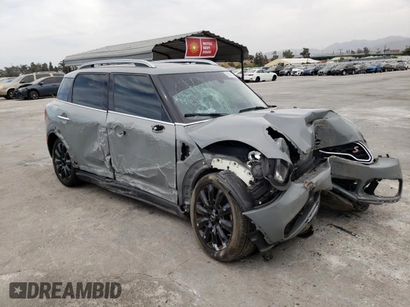 2019 MINI Countryman Cooper S with VIN WMZYT3C56K3E97143, listed as a Copart auction lot 62315533 with 0 mi miles and Salvage Title. Bid and sale history available at carsss.com. Image 4.