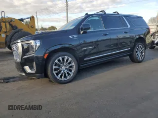 2021 GMC Yukon XL Denali z VIN 1GKS2JKL7MR242953, wystawiony jako Copart lot #52175335 z przebiegiem 141 890 mil mil oraz Szkody całkowita. Historia ofert i sprzedaży dostępna na DreamBid. Obrazek 1.