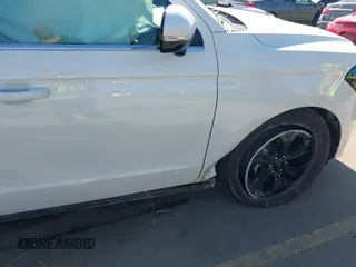 2024 Ford Expedition Max Limited с VIN 1FMJK2A81REA99518, выставлен на аукционе IAAI как лот 41735522 с пробегом 1 297 миль миль и . История ставок и продаж доступна на DreamBid. Изображение 20.