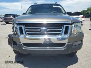 2007 Ford Explorer Sport Trac XLT z VIN 1FMEU51K87UA28537, wystawiony jako Copart lot #57344815 z przebiegiem 155 858 mil mil oraz Szkoda całkowita • Salvage title. Historia ofert i sprzedaży dostępna na DreamBid. Obrazek 5.