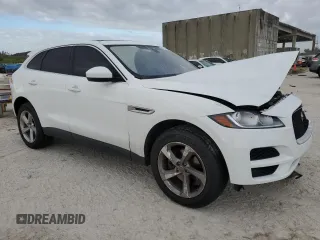 2020 Jaguar F-Pace 25t z VIN SADCS2FXXLA645359, wystawiony jako Copart lot #47564694 z przebiegiem 45 158 mil mil oraz . Historia ofert i sprzedaży dostępna na DreamBid. Obrazek 4.