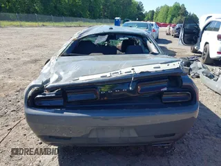 2019 Dodge Challenger R/T z VIN 2C3CDZBT8KH570991, wystawiony jako IAAI lot #42133680 z przebiegiem 158 186 mil mil oraz . Historia ofert i sprzedaży dostępna na DreamBid. Obrazek 16.