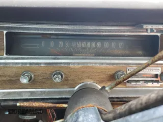 1965 Pontiac Bonneville z VIN 262375R103008, wystawiony jako Copart lot #77523054 z przebiegiem 16 482 mil mil oraz Tytuł czysty. Historia ofert i sprzedaży dostępna na DreamBid. Obrazek 9.