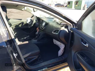 2014 Dodge Dart SXT with VIN 1C3CDFBB0ED676990, listed as a IAAI auction lot 41483182 with 117,618 mi miles. Bid and sale history available at carsss.com. Image 5.
