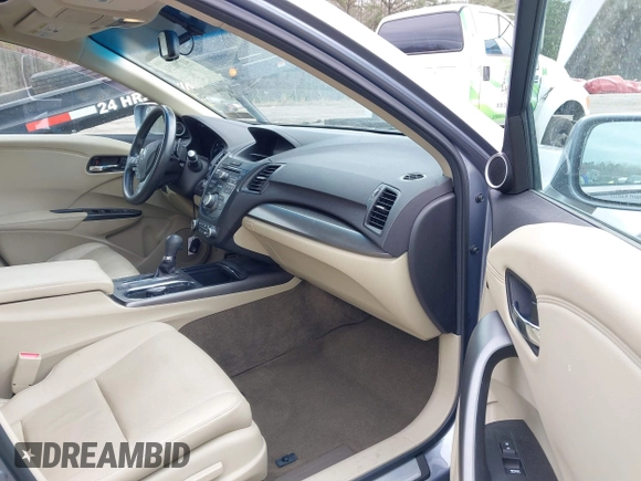 2013 Acura RDX with VIN 5J8TB4H39DL004891, listed as a IAAI auction lot 41790254 with 137,172 mi miles. Bid and sale history available at carsss.com. Image 5.