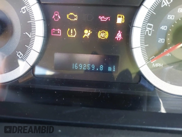 2009 Ford Escape Limited z VIN 1FMCU04G19KA37807, wystawiony jako IAAI lot #41625405 z przebiegiem 169 259 mil mil oraz . Historia ofert i sprzedaży dostępna na DreamBid. Obrazek 15.