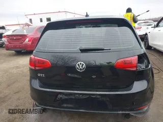 2015 Volkswagen Golf GTI Autobahn with VIN 3VW4T7AU5FM026230, listed as a IAAI auction lot 41458928 with 58,665 mi miles. Bid and sale history available at carsss.com. Image 17.