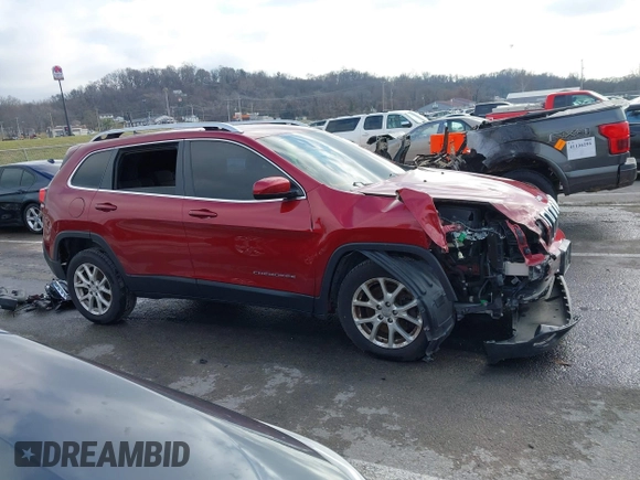 2016 Jeep Cherokee Latitude with VIN 1C4PJLCS1GW239526, listed as a IAAI auction lot 41117287 with 121,928 mi miles. Bid and sale history available at carsss.com. Image 14.