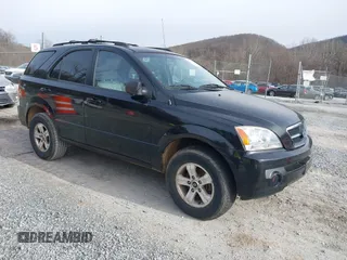 2005 Kia Sorento LX z VIN KNDJC733X55439128, wystawiony jako IAAI lot #41730250 z przebiegiem 225 105 mil mil oraz . Historia ofert i sprzedaży dostępna na DreamBid. Obrazek 1.
