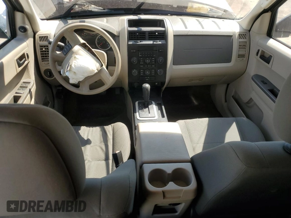 2012 Ford Escape XLS z VIN 1FMCU9C75CKB46512, wystawiony jako Copart lot #50629455 z przebiegiem Nie podano mil oraz Nie do naprawy • Non repairable. Historia ofert i sprzedaży dostępna na DreamBid. Obrazek 8.