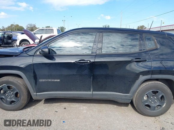 2020 Jeep Compass Sport с VIN 3C4NJCAB2LT102346, выставлен на аукционе IAAI как лот 41010173 с пробегом 70 239 миль миль и . История ставок и продаж доступна на DreamBid. Изображение 14.