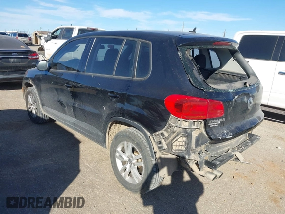2013 Volkswagen Tiguan S z VIN WVGAV3AXXDW594680, wystawiony jako IAAI lot #41652323 z przebiegiem 136 382 mil mil oraz . Historia ofert i sprzedaży dostępna na DreamBid. Obrazek 3.