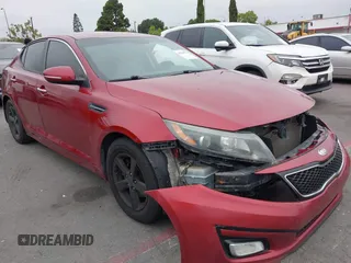 2014 Kia Optima LX z VIN 5XXGM4A77EG305166, wystawiony jako IAAI lot #42169791 z przebiegiem 179 538 mil mil oraz . Historia ofert i sprzedaży dostępna na DreamBid. Obrazek 1.