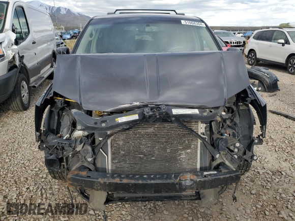 2012 Chrysler Town & Country Touring with VIN 2C4RC1BG3CR157692, listed as a Copart auction lot 51068304 with 133,229 mi miles and Salvage Title. Bid and sale history available at DreamBid. Image 5.