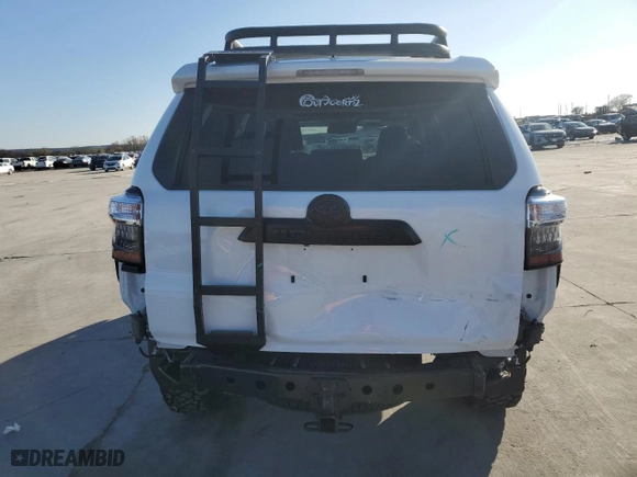 2024 Toyota 4Runner TRD Off Road with VIN JTERU5JR4R6230345, listed as a Copart auction lot 83034734 with 9,945 mi miles and Salvage Title. Bid and sale history available at carsss.com. Image 6.