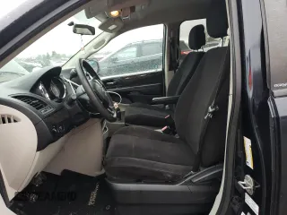 2011 Dodge Grand Caravan SXT with VIN 2D4RN4DG5BR747760, listed as a Copart auction lot 50144485 with 300,422 mi miles and Clean Title. Bid and sale history available at DreamBid. Image 7.