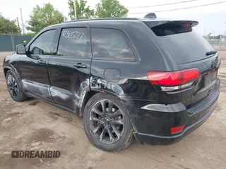 2018 Jeep Grand Cherokee Altitude with VIN 1C4RJFAG0JC420683, listed as a IAAI auction lot 42365727 with 148,730 mi miles and . Bid and sale history available at DreamBid. Image 3.