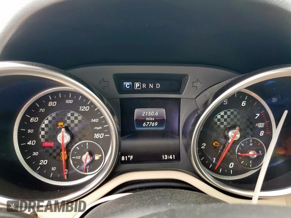 2018 Mercedes-Benz SLC 300 с VIN WDDPK3JA4JF147055, выставлен на аукционе Copart как лот 60734165 с пробегом 67 769 миль миль и Списание • Salvage title. История ставок и продаж доступна на DreamBid. Изображение 9.