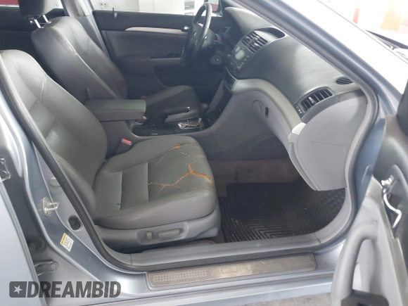 2005 Acura TSX with VIN JH4CL96875C013564, listed as a IAAI auction lot 42629238 with 227,653 mi miles and . Bid and sale history available at DreamBid. Image 5.