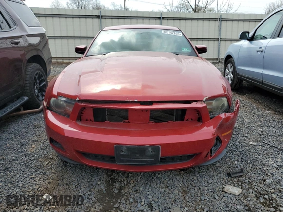 2010 Ford Mustang V6 with VIN 1ZVBP8AN3A5133074, listed as a Copart auction lot 52142895 with 124,033 mi miles and Salvage Title. Bid and sale history available at DreamBid. Image 5.
