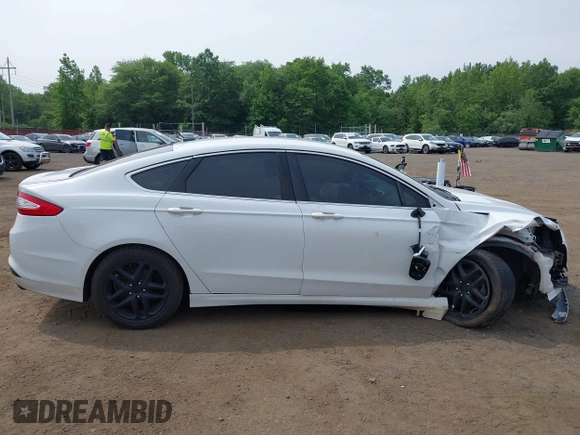 2016 Ford Fusion SE with VIN 3FA6P0HD0GR201247, listed as a IAAI auction lot 42495877 with 126,572 mi miles and . Bid and sale history available at DreamBid. Image 17.