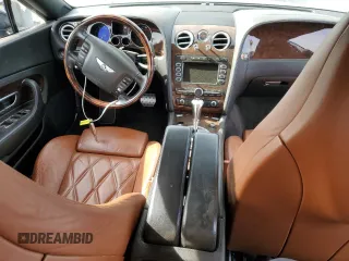 2008 Bentley Continental GT z VIN SCBDR33W18C051660, wystawiony jako Copart lot #75186713 z przebiegiem 61 344 mil mil oraz . Historia ofert i sprzedaży dostępna na DreamBid. Obrazek 8.