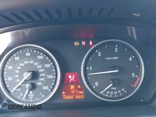 2012 BMW X5 35d with VIN 5UXZW0C51CL669957, listed as a IAAI auction lot 42230292 with 102,305 mi miles and . Bid and sale history available at DreamBid. Image 15.