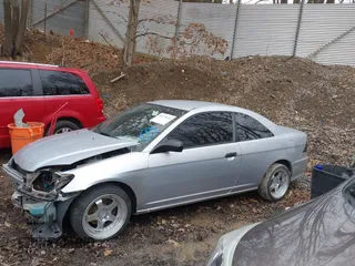 2005 Honda Civic VP z VIN 1HGEM21125L077764, wystawiony jako IAAI lot #41679934 z przebiegiem 204 142 mil mil oraz . Historia ofert i sprzedaży dostępna na DreamBid. Obrazek 15.