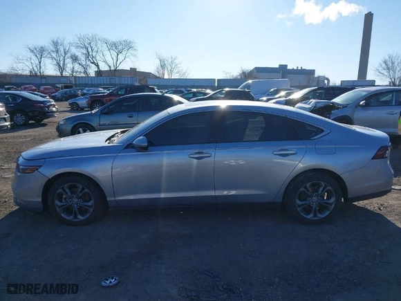 2024 Honda Accord Sedan EX with VIN 1HGCY1F33RA053412, listed as a IAAI auction lot 41579490 with 2,518 mi miles. Bid and sale history available at carsss.com. Image 14.