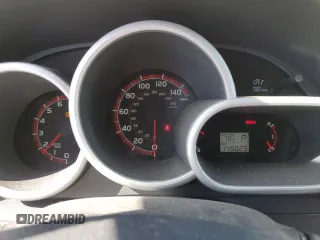 2013 Toyota Matrix S with VIN 2T1KE4EEXDC050325, listed as a Copart auction lot 54090304 with 145,025 mi miles and Salvage title. Bid and sale history available at DreamBid. Image 9.