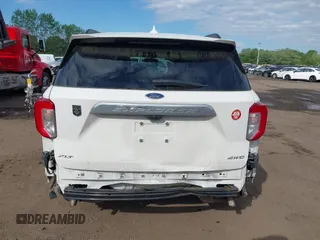 2022 Ford Explorer XLT с VIN 1FMSK8DH8NGA78179, выставлен на аукционе IAAI как лот 42208772 с пробегом 74 674 миль миль и . История ставок и продаж доступна на DreamBid. Изображение 18.