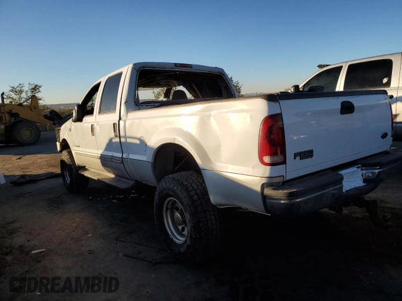 2000 Ford F-250 XL z VIN 1FTNW21F0YEA44694, wystawiony jako Copart lot #80675584 z przebiegiem 219 270 mil mil oraz Szkoda całkowita • Salvage title. Historia ofert i sprzedaży dostępna na DreamBid. Obrazek 2.