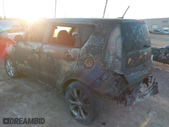 2016 Kia Soul + with VIN KNDJP3A50G7330802, listed as a IAAI auction lot 41272834 with 1 mi miles. Bid and sale history available at carsss.com. Image 3.