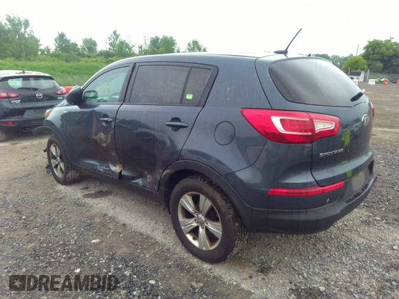 2013 Kia Sportage LX z VIN KNDPBCA20D7380903, wystawiony jako IAAI lot #42577970 z przebiegiem 112 689 mil mil oraz . Historia ofert i sprzedaży dostępna na DreamBid. Obrazek 3.
