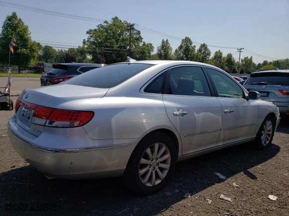 2009 Hyundai Azera Limited with VIN KMHFC46F69A341331, listed as a Copart auction lot 69087034 with 145,861 mi miles and Salvage Title. Bid and sale history available at carsss.com. Image 3.