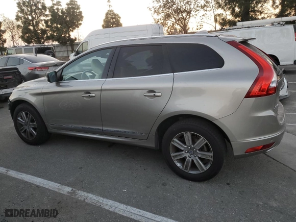 2016 Volvo XC60 T6 Drive-E with VIN YV449MDK4G2856889, listed as a Copart auction lot 83114094 with 126,561 mi miles and Salvage Title. Bid and sale history available at carsss.com. Image 2.
