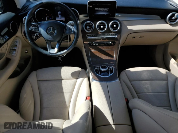 2019 Mercedes-Benz GLC 300 with VIN WDC0G4JB1K1002639, listed as a Copart auction lot 58216615 with 52,160 mi miles and Salvage title. Bid and sale history available at DreamBid. Image 8.