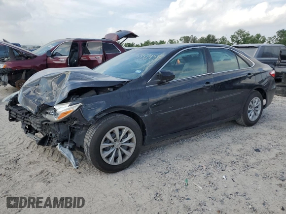 2015 Toyota Camry XLE z VIN 4T4BF1FKXFR482632, wystawiony jako Copart lot #53574545 z przebiegiem 123 253 mil mil oraz Szkoda całkowita • Salvage title. Historia ofert i sprzedaży dostępna na DreamBid. Obrazek 1.