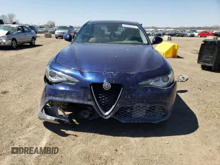 2018 Alfa Romeo Giulia Ti Sport with VIN ZARFAECN6J7583247, listed as a Copart auction lot 47470733 with 57,283 mi miles. Bid and sale history available at carsss.com. Image 5.