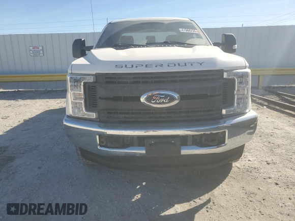 2017 Ford F-350 XL with VIN 1FT8X3B69HED38805, listed as a Copart auction lot 41988235 with 57,984 mi miles and Clean title. Bid and sale history available at DreamBid. Image 5.